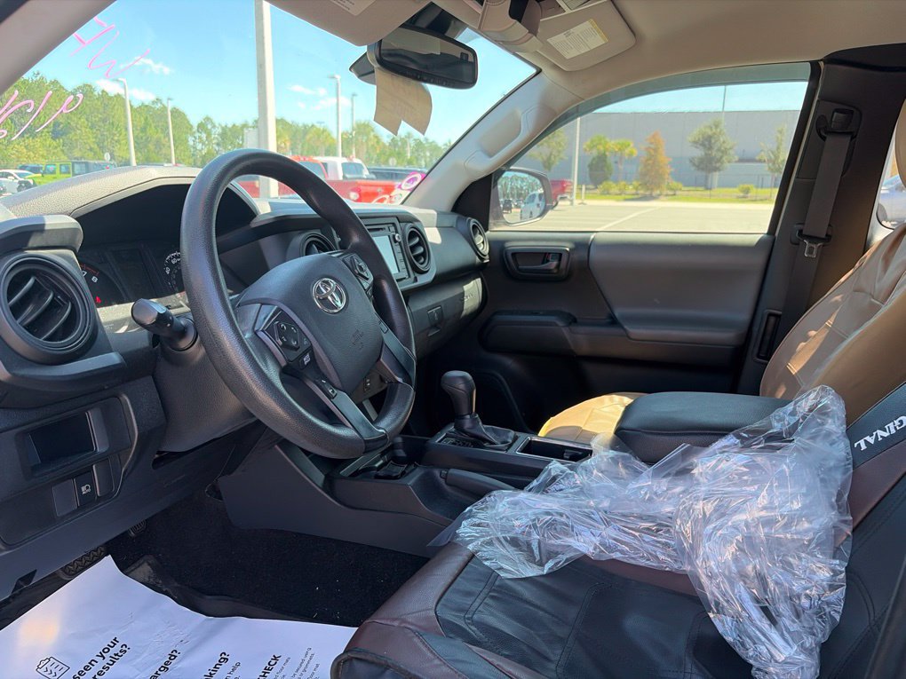 Used 2019 Toyota Tacoma SR w/ SX Package AWD/4WD image 17