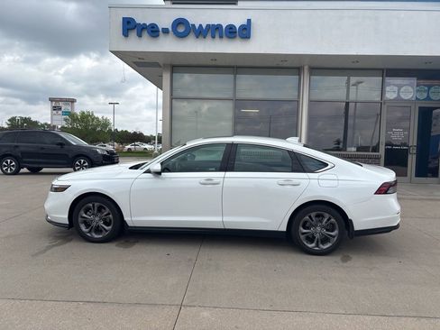 Used 2024 Honda Accord EX image 8