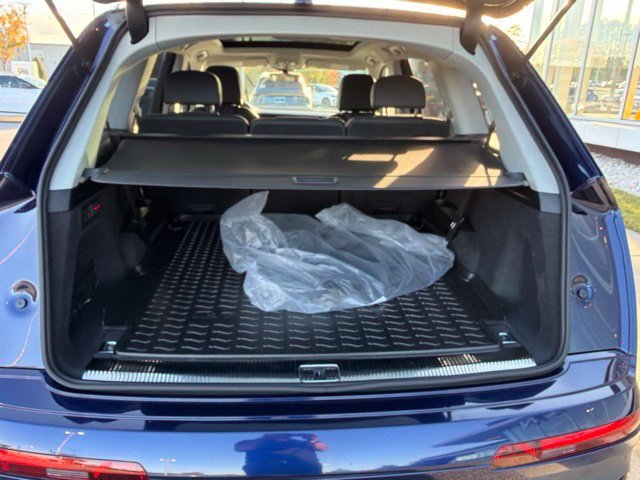 Used 2022 Audi Q7 3.0T Prestige w/ Prestige Package AWD/4WD image 24
