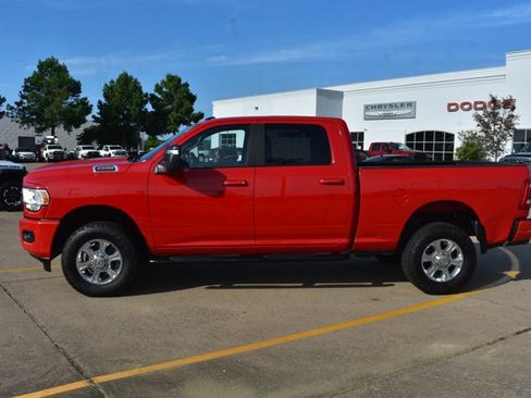 Used 2024 RAM 2500 Big Horn w/ Level 2 Equipment Group AWD/4WD image 10