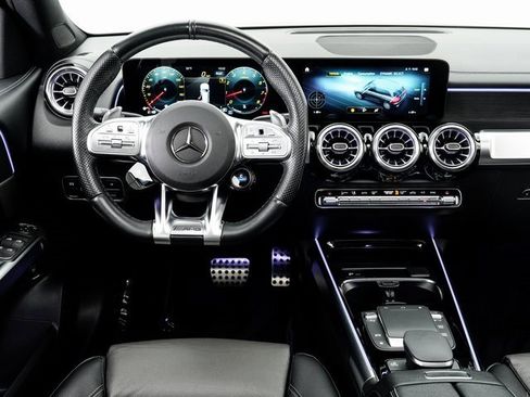 Used 2022 Mercedes-Benz GLB 35 AMG 4MATIC image 15