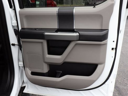 Used 2018 Ford F150 XLT w/ Trailer Tow Package image 32