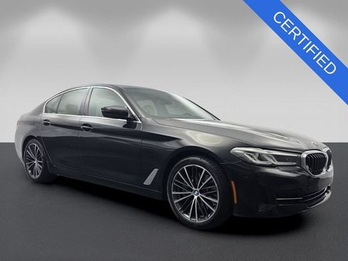 Used 2023 BMW 530i w/ Premium Package RWD image 1