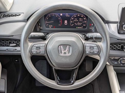 Used 2023 Honda Accord EX image 23