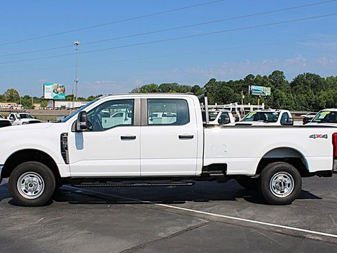 Used 2026 Ford F250 XL w/ XL Chrome Package AWD/4WD image 7