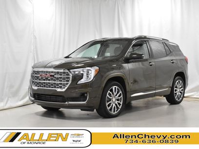 Used 2024 GMC Terrain Denali w/ Denali Premium Package