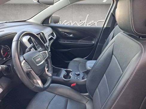 Used 2024 GMC Terrain SLT w/ Tech Package FWD image 24