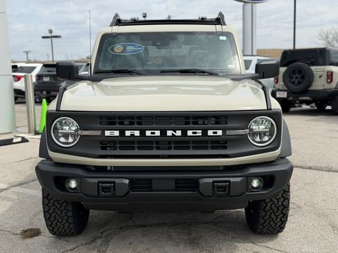 New 2026 Ford Bronco Big Bend w/ Black Diamond Package AWD/4WD image 2