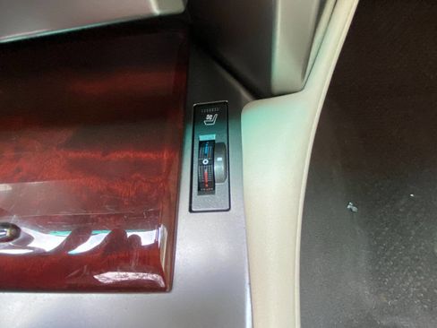 Used 2013 Lexus GX 460 Premium image 37