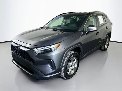 Used 2024 Toyota RAV4 XLE FWD image 4