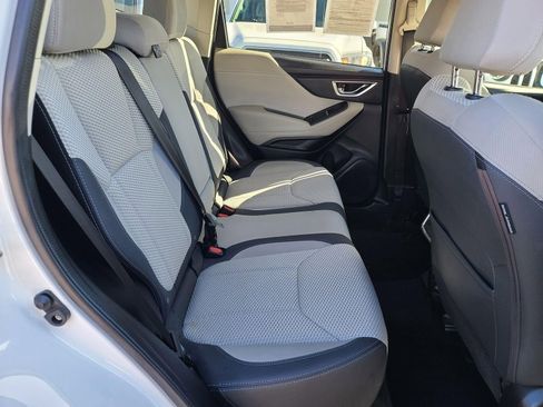 Used 2019 Subaru Forester Premium w/ All-Weather Package image 16