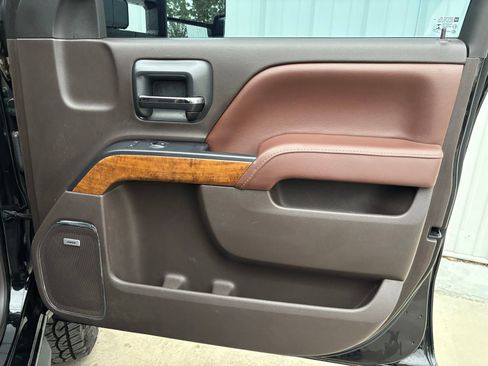 Used 2016 Chevrolet Silverado 2500 High Country w/ High Country Premium Package image 34