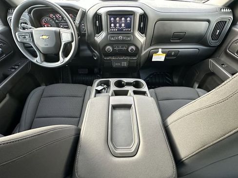 New 2026 Chevrolet Silverado 1500 W/T image 9
