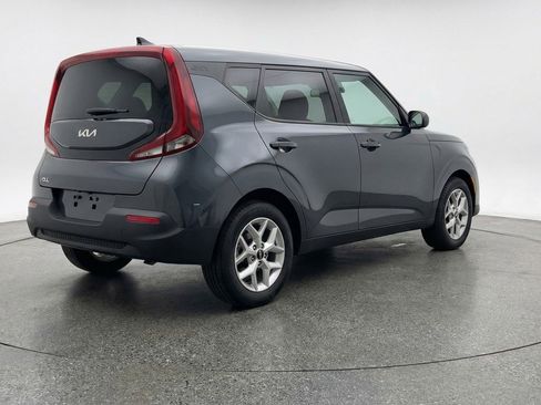 Used 2025 Kia Soul LX w/ LX Technology Package image 9