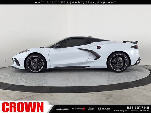 Used 2024 Chevrolet Corvette Stingray Premium Conv w/ Z51 Performance Package RWD image 4