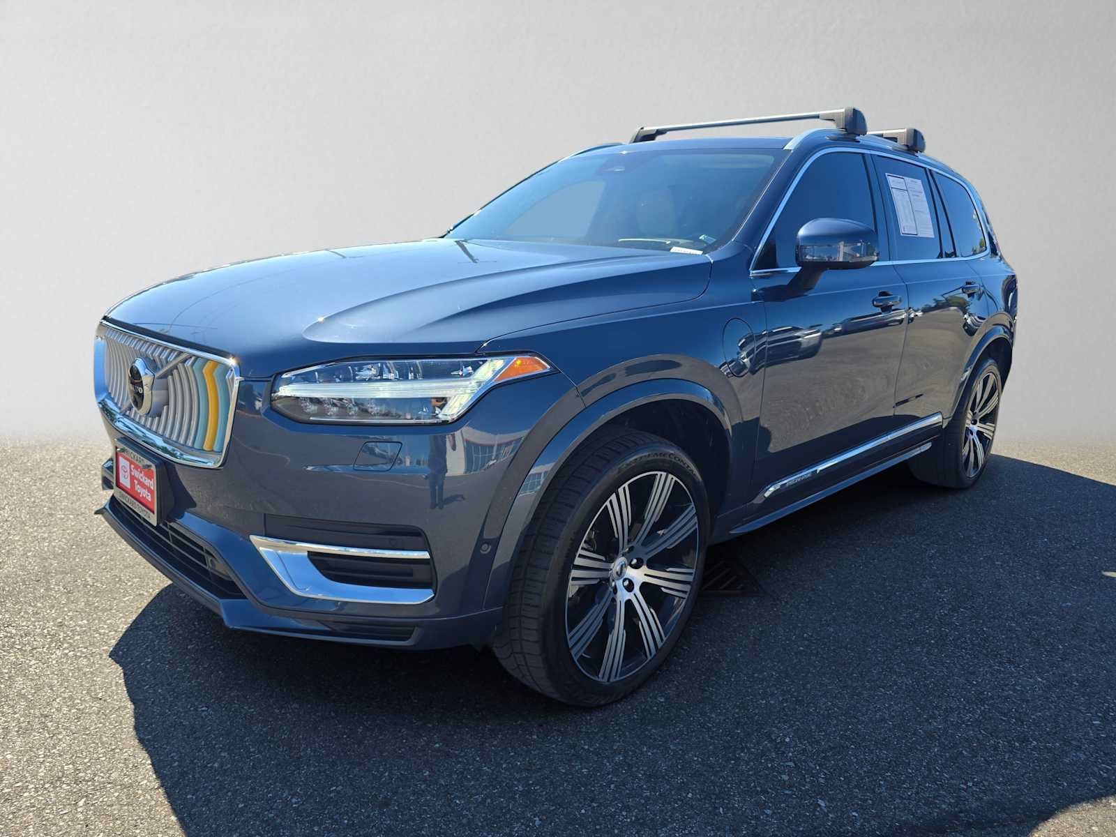 Used 2023 Volvo XC90 T8 Ultimate AWD/4WD image 7