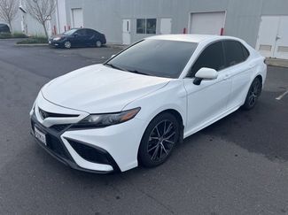 Used 2022 Toyota Camry SE video 1