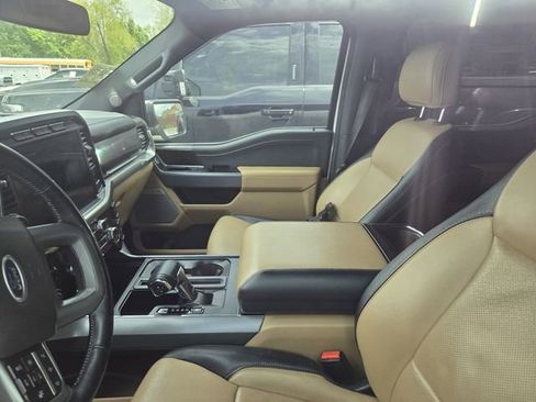 Used 2022 Ford F150 Lariat image 4