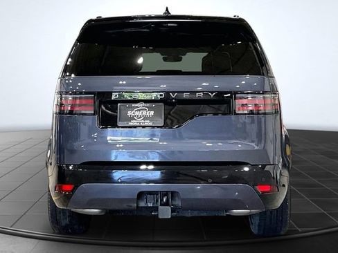 Used 2024 Land Rover Discovery Dynamic SE AWD/4WD image 4