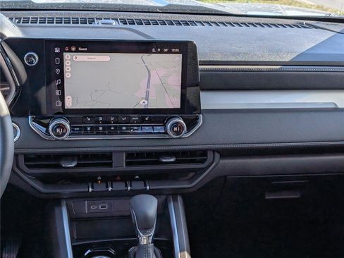 New 2026 Chevrolet Colorado LT image 12