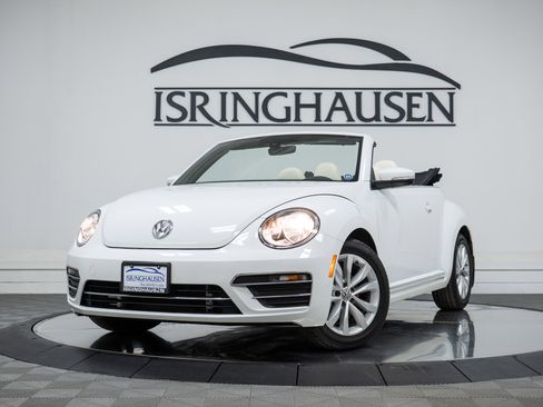 Used 2017 Volkswagen Beetle 1.8T Classic image 26