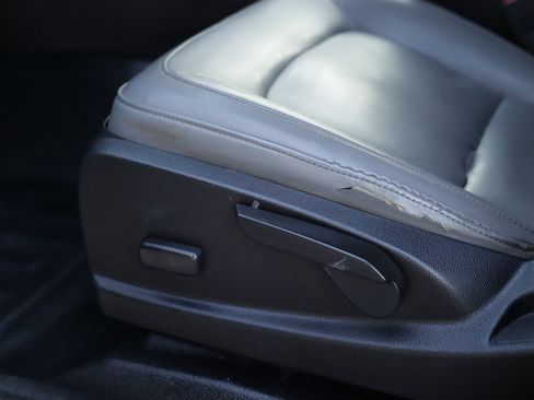 Used 2018 Chevrolet Colorado W/T image 19