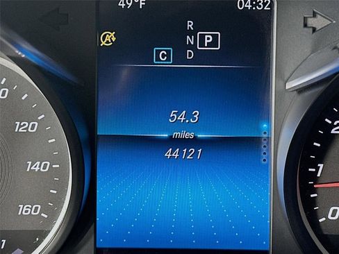 Used 2021 Mercedes-Benz GLC 300 4MATIC Coupe w/ AMG Line image 15