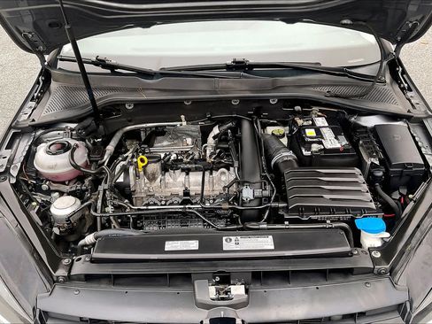 Used 2019 Volkswagen Golf S FWD image 31
