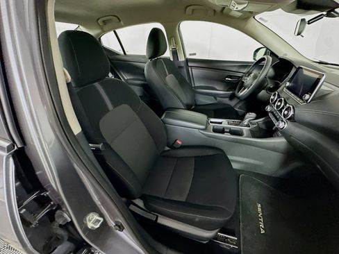 Used 2024 Nissan Sentra SV image 28