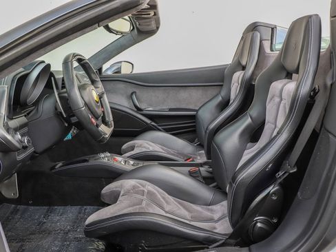 Certified 2013 Ferrari 458 Spider image 47