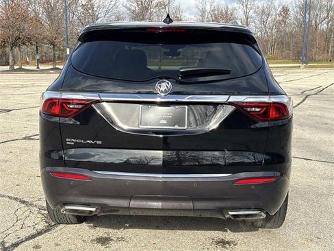 Used 2023 Buick Enclave Premium w/ Experience Buick Package image 4