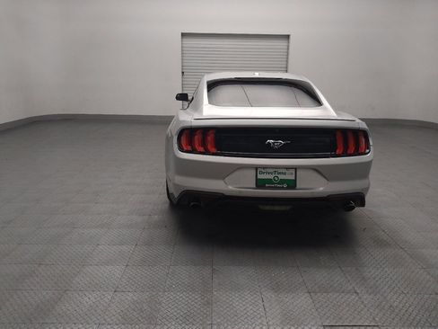 Used 2019 Ford Mustang Premium RWD image 6