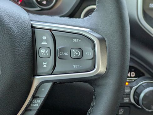 New 2026 RAM 1500 4x4 Crew Cab image 28