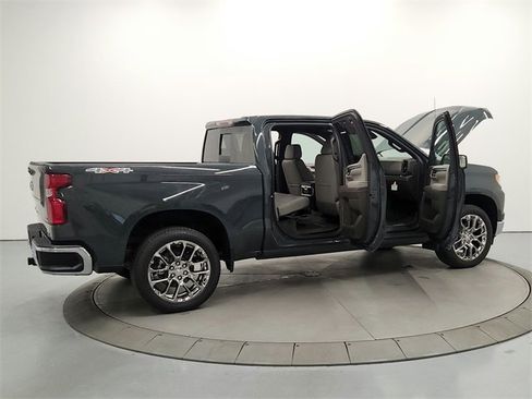 New 2026 Chevrolet Silverado 1500 LTZ w/ LTZ Convenience Package II image 15