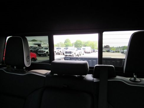 Certified 2024 GMC Sierra 1500 AT4X w/ AT4X AEV Edition image 29