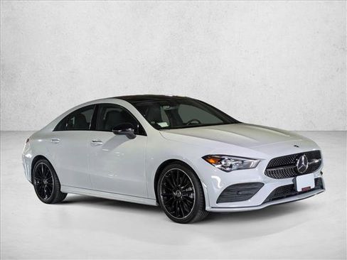 Used 2022 Mercedes-Benz CLA 250 4MATIC image 6