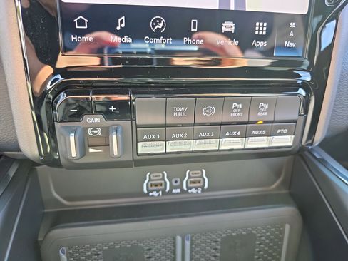 New 2026 RAM 5500 Laramie image 7