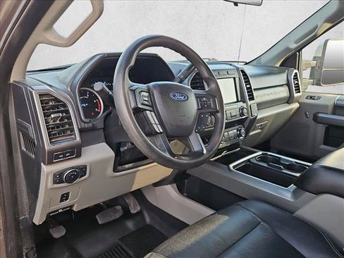 Used 2019 Ford F250 XLT w/ XLT Premium Package AWD/4WD image 9