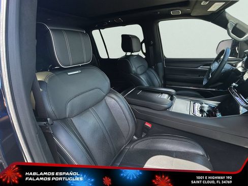 Used 2024 Jeep Grand Wagoneer Series II w/ Quick Order Packagew 28T AWD/4WD image 39