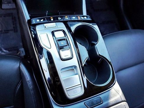 Certified 2024 Hyundai Tucson Limited image 33