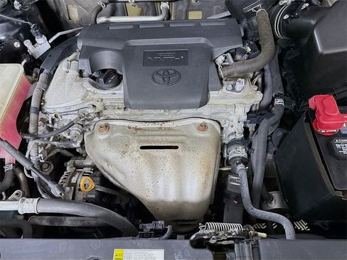 Certified 2017 Toyota RAV4 XLE image 34
