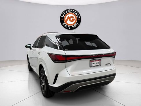 Used 2024 Lexus RX 350h w/ Cold Area Package AWD/4WD image 5