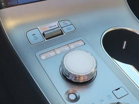 Used 2026 Genesis GV70 2.5T Select image 33