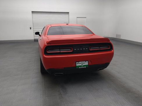 Used 2022 Dodge Challenger GT RWD image 6