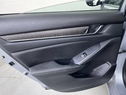Used 2020 Honda Accord EX-L image 19