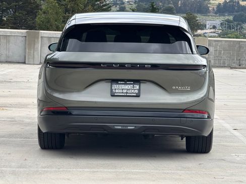 Used 2026 Lucid Gravity Grand Touring image 9