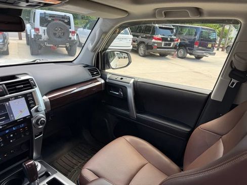 Used 2023 Toyota 4Runner Limited AWD/4WD image 62