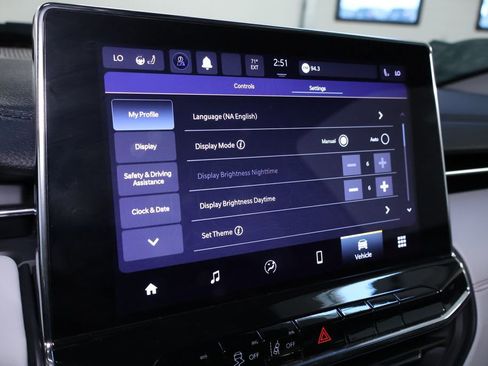 Used 2022 Jeep Compass Limited image 32