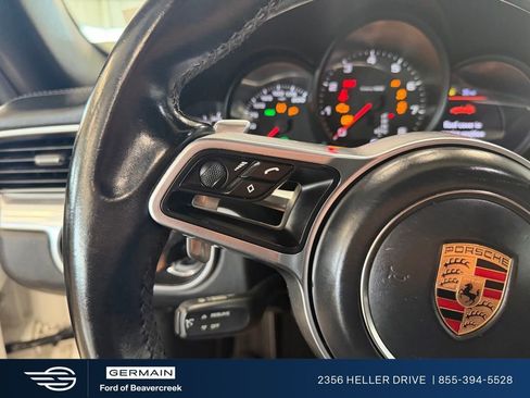 Used 2017 Porsche 911 Carrera RWD image 16