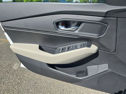 New 2026 Honda Accord SE image 23